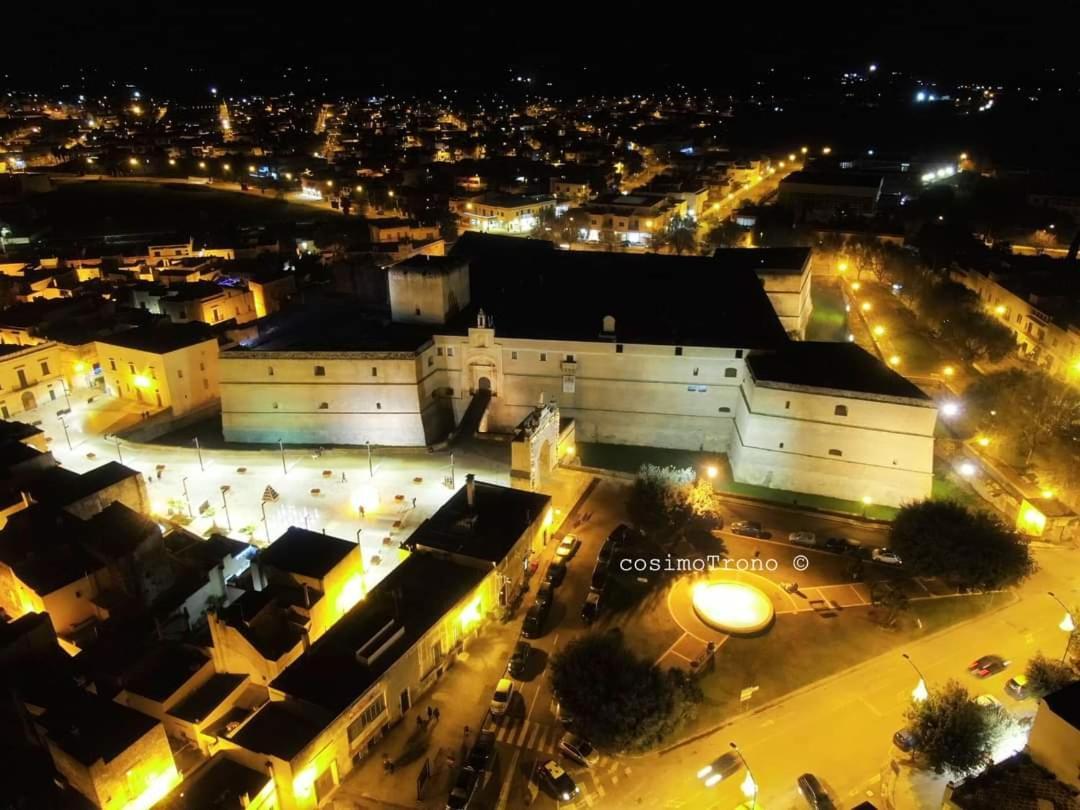 Готель La Casa Al Castello Копертіно Екстер'єр фото
